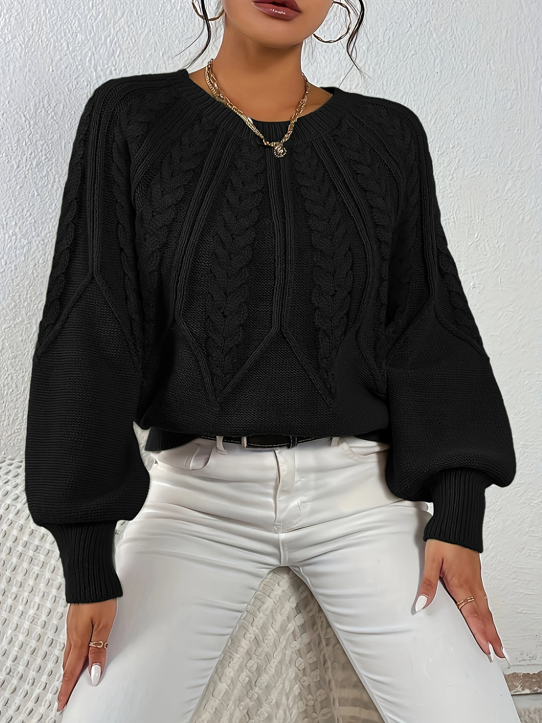 Greta | Cable-Knit Round-Neck Sweater