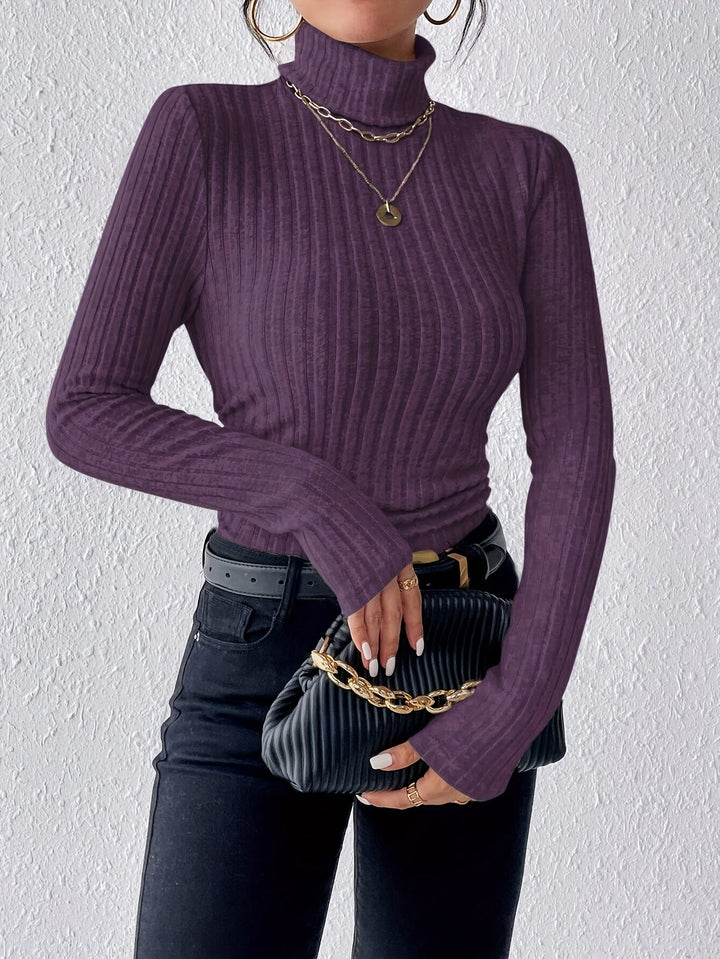 Eveline | Refined Ribbed Turtleneck