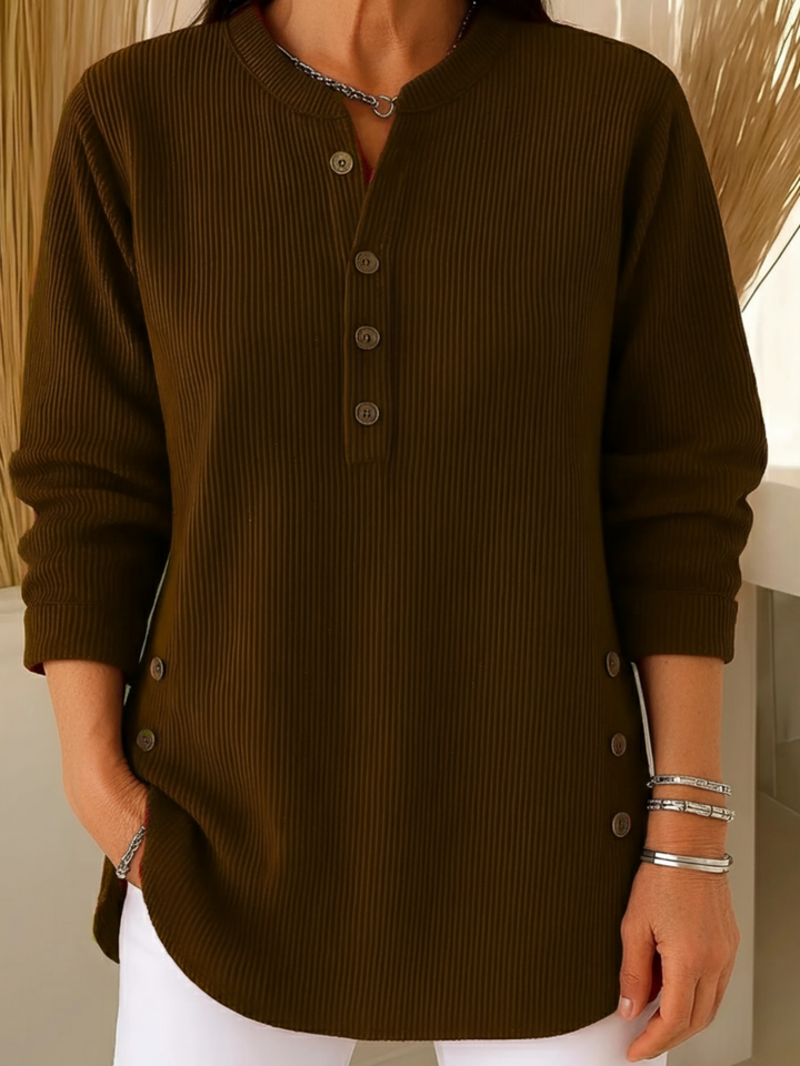 Brynn | Ribbed Button-Detail Top