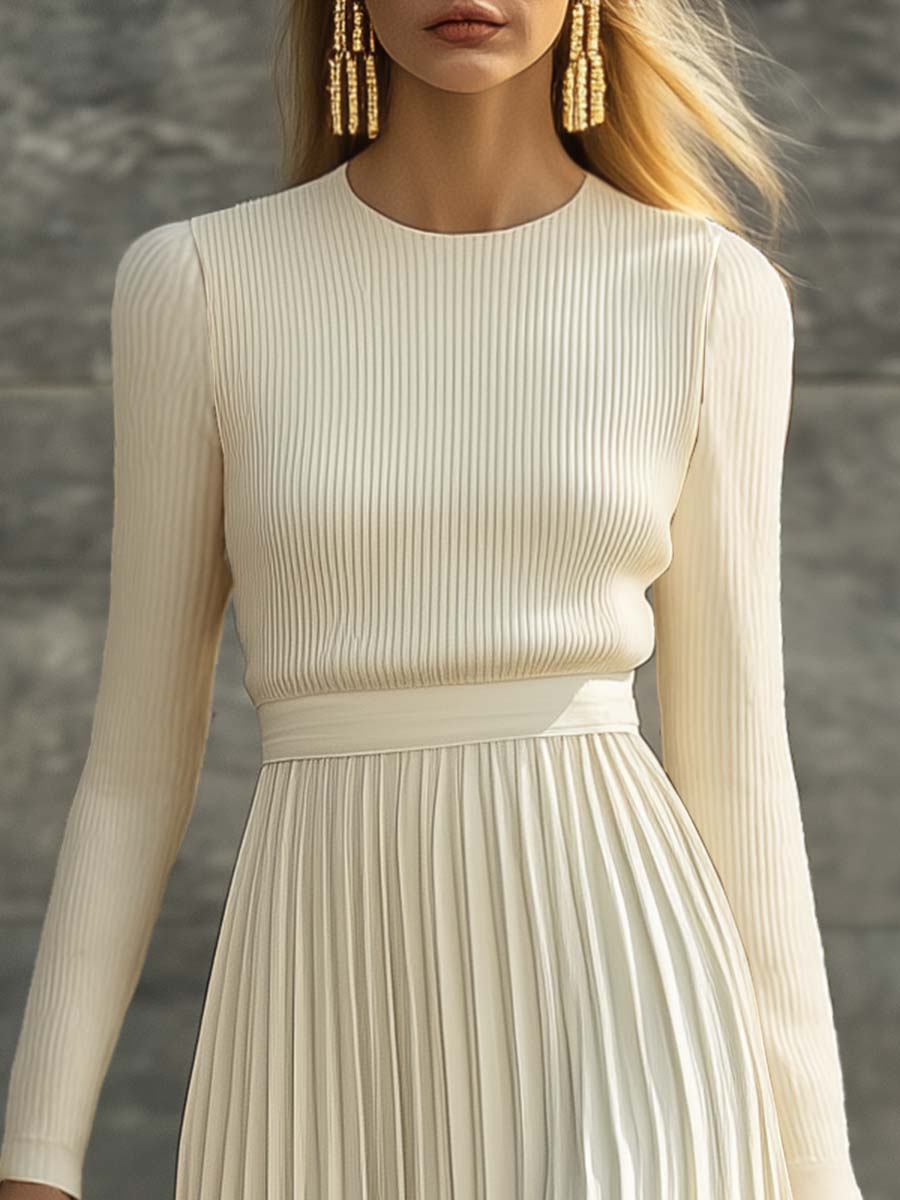 Harriet | Elegant Pleated Maxi Dress