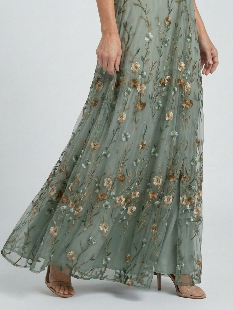 Amara | Floral V-Neck Maxi Dress