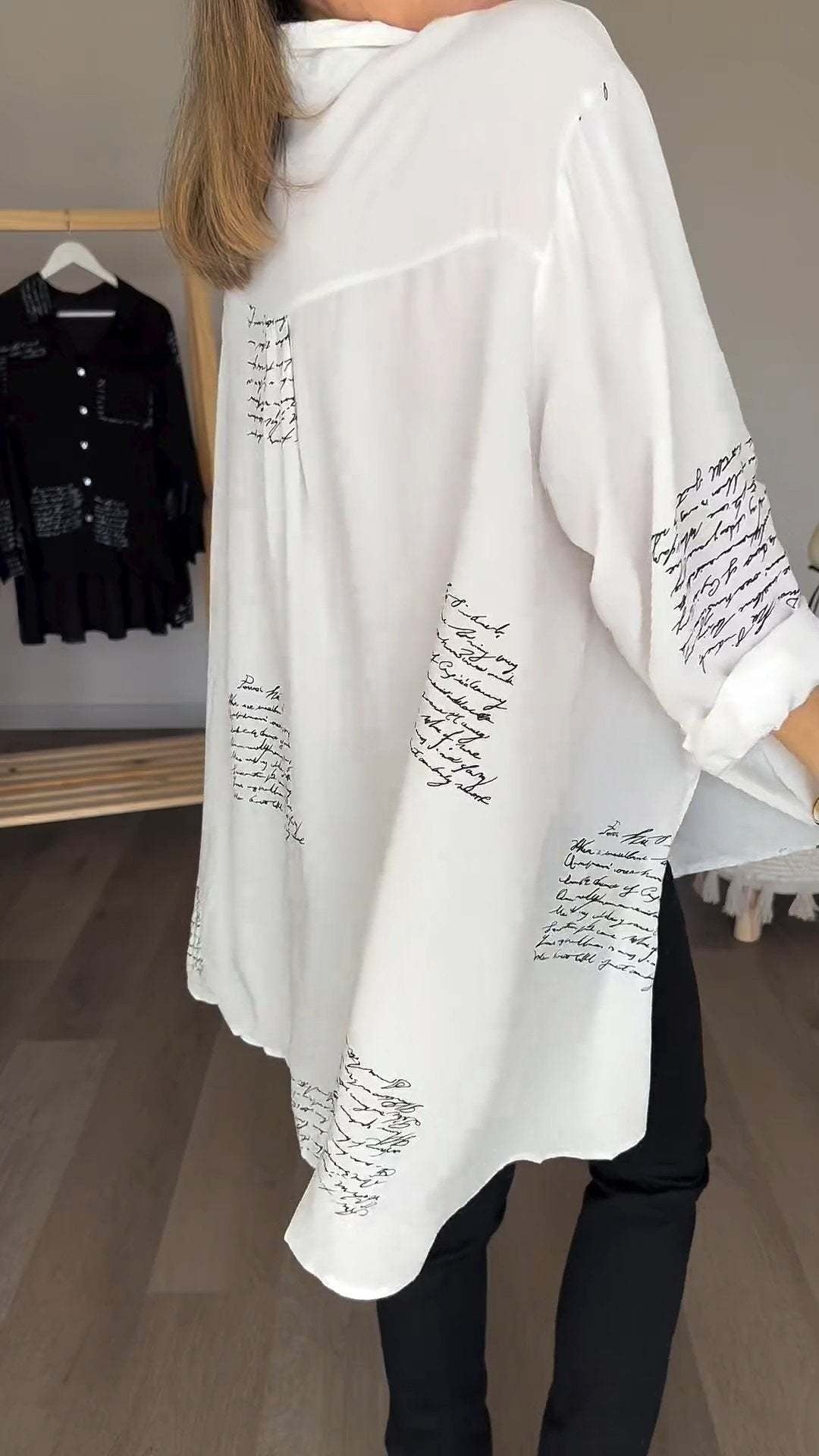 Sabine | Relaxed Script-Print Shirt