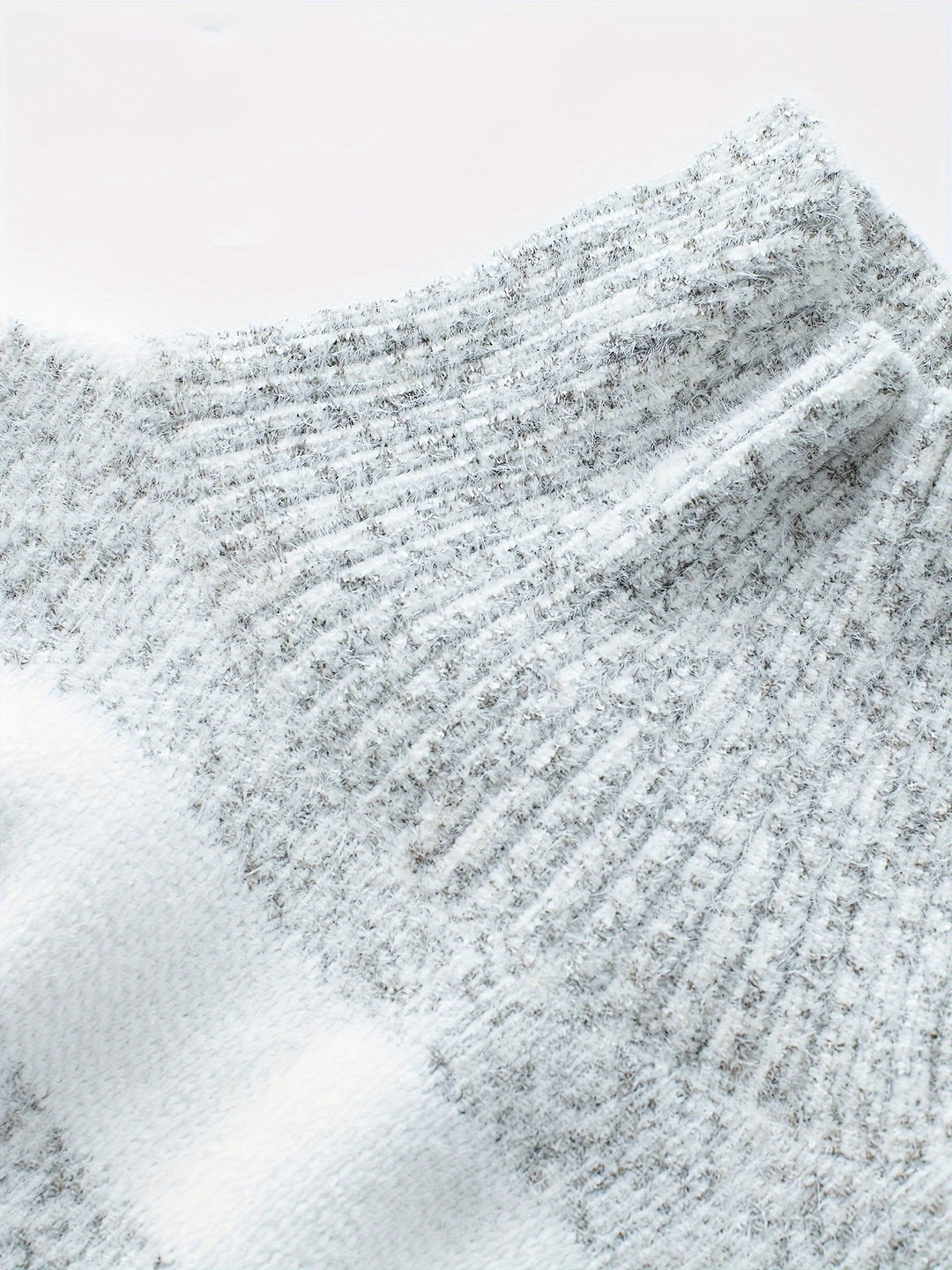 Brooke | Cozy High-Neck Striped Sweater