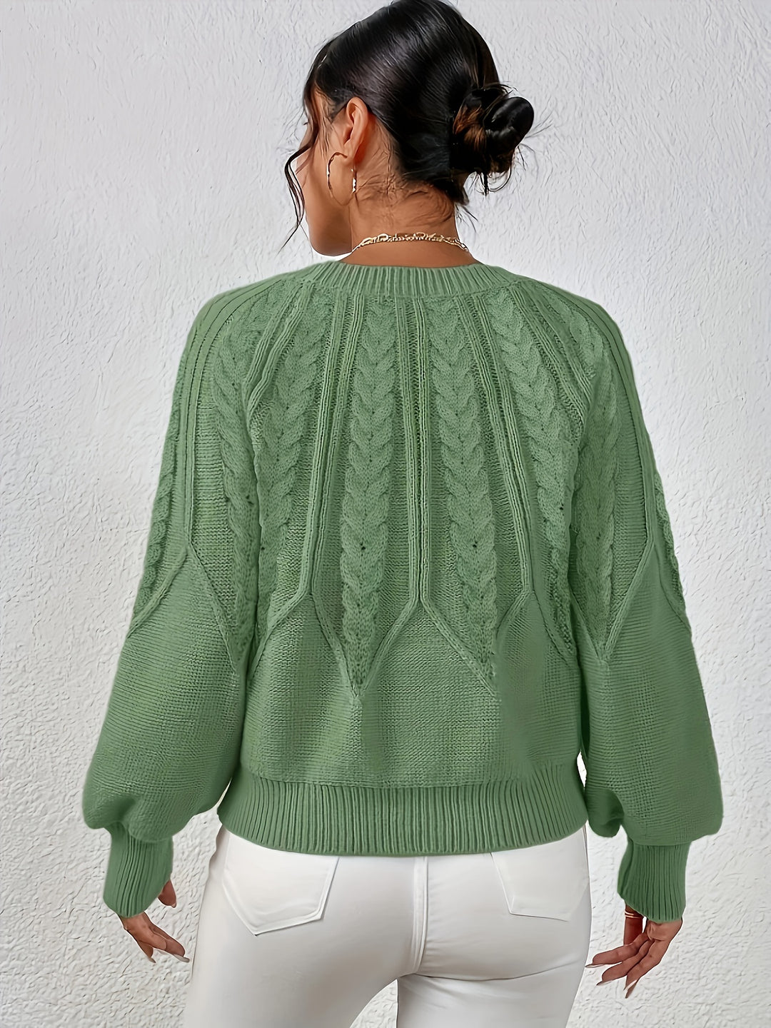 Greta | Cable-Knit Round-Neck Sweater