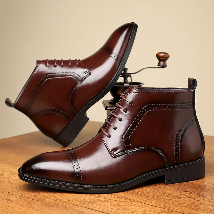 Ashford | Classic Cap-Toe Lace-Up Boots