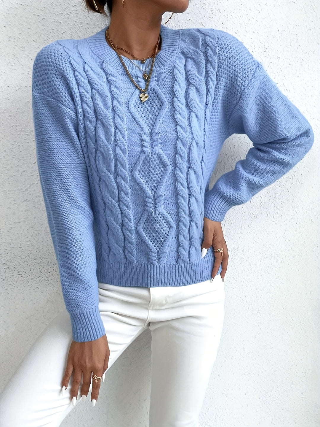 Valerie | Cable-Knit Round Neck Sweater