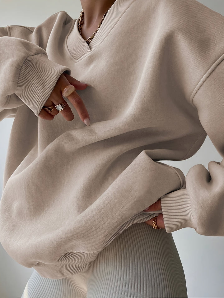 Harlow | Relaxed V-Neck Sweatshirt