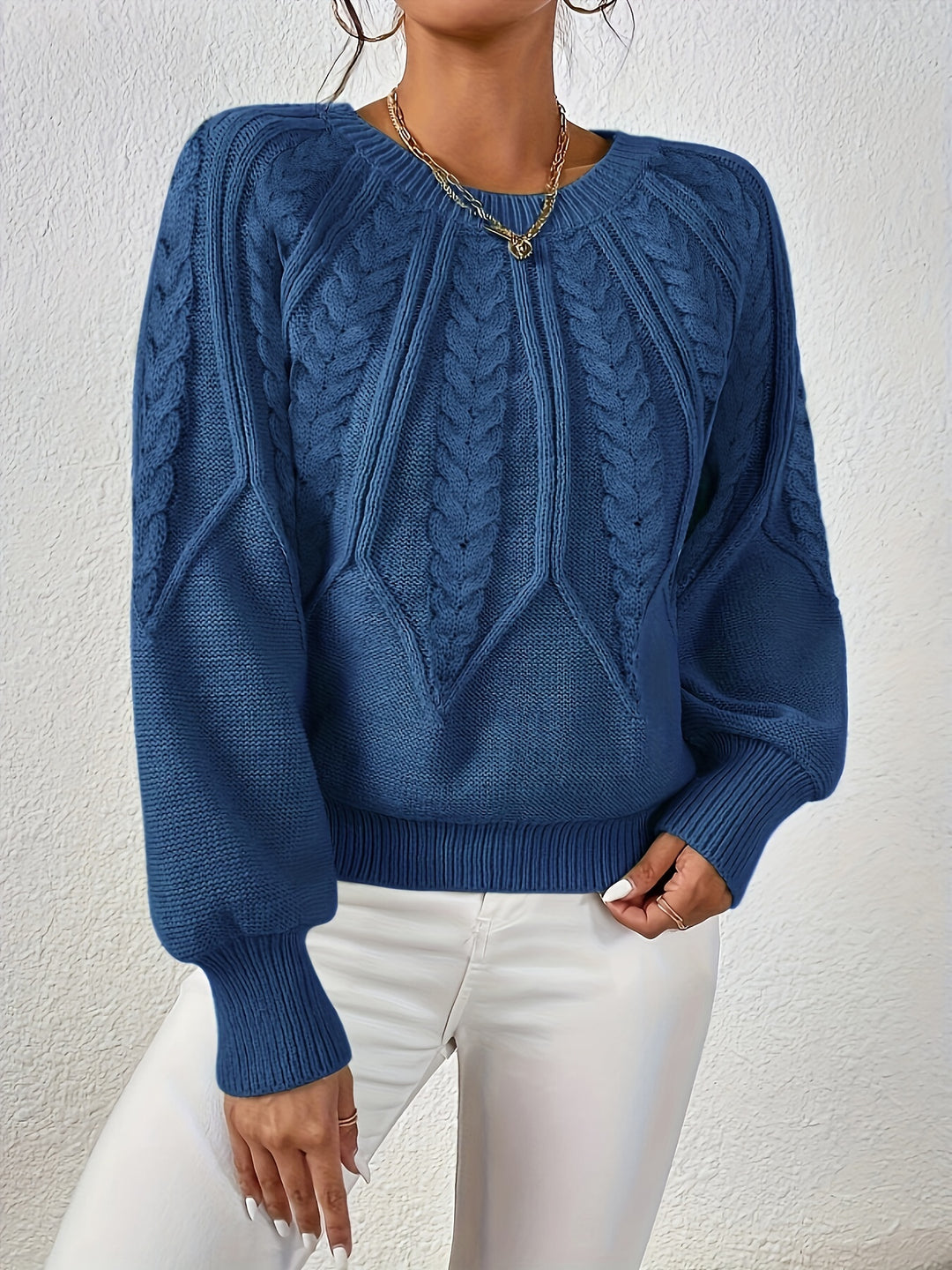 Greta | Cable-Knit Round-Neck Sweater