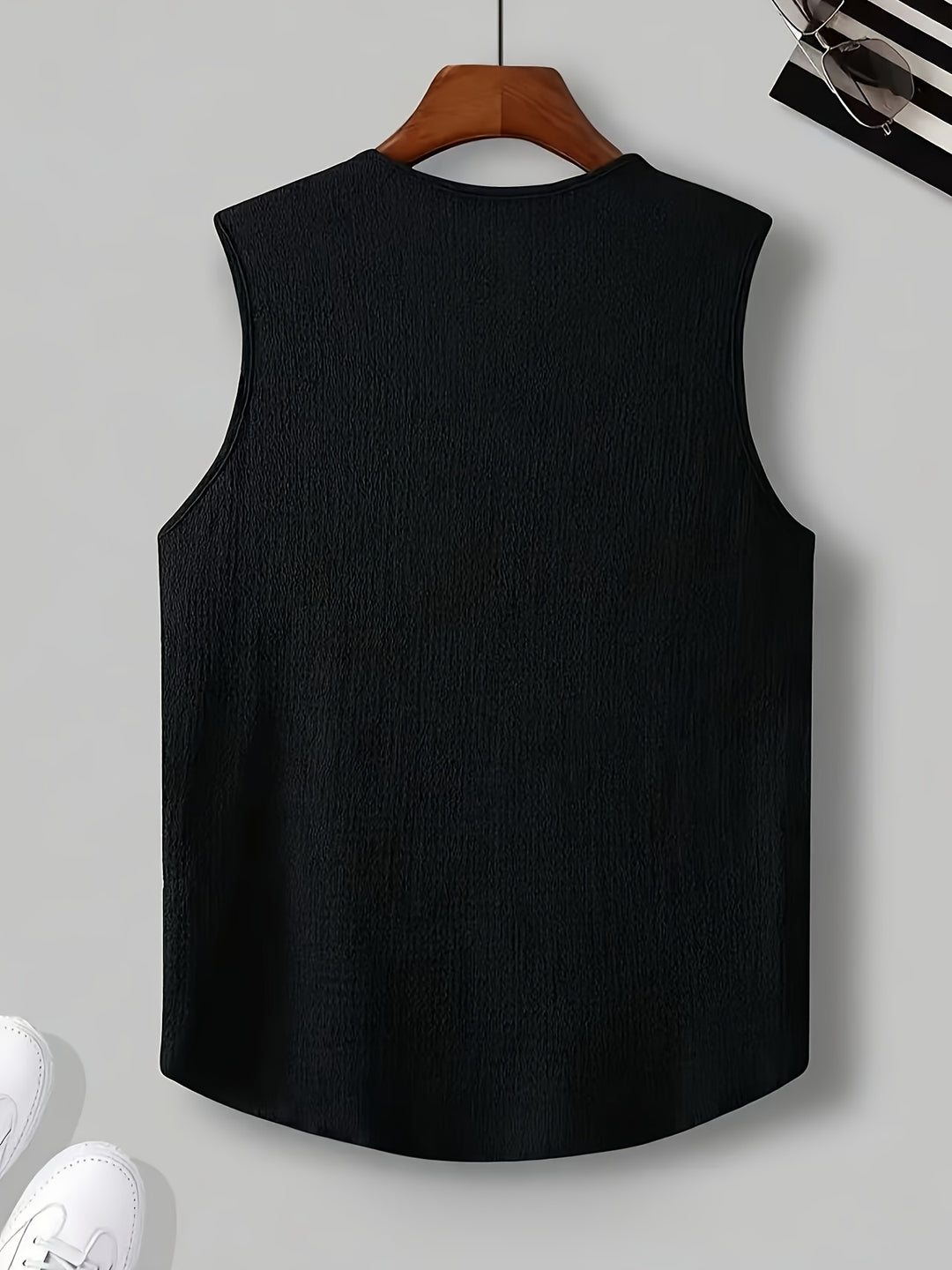 Quinn | Men's V-Neck Sleeveless Tank Top