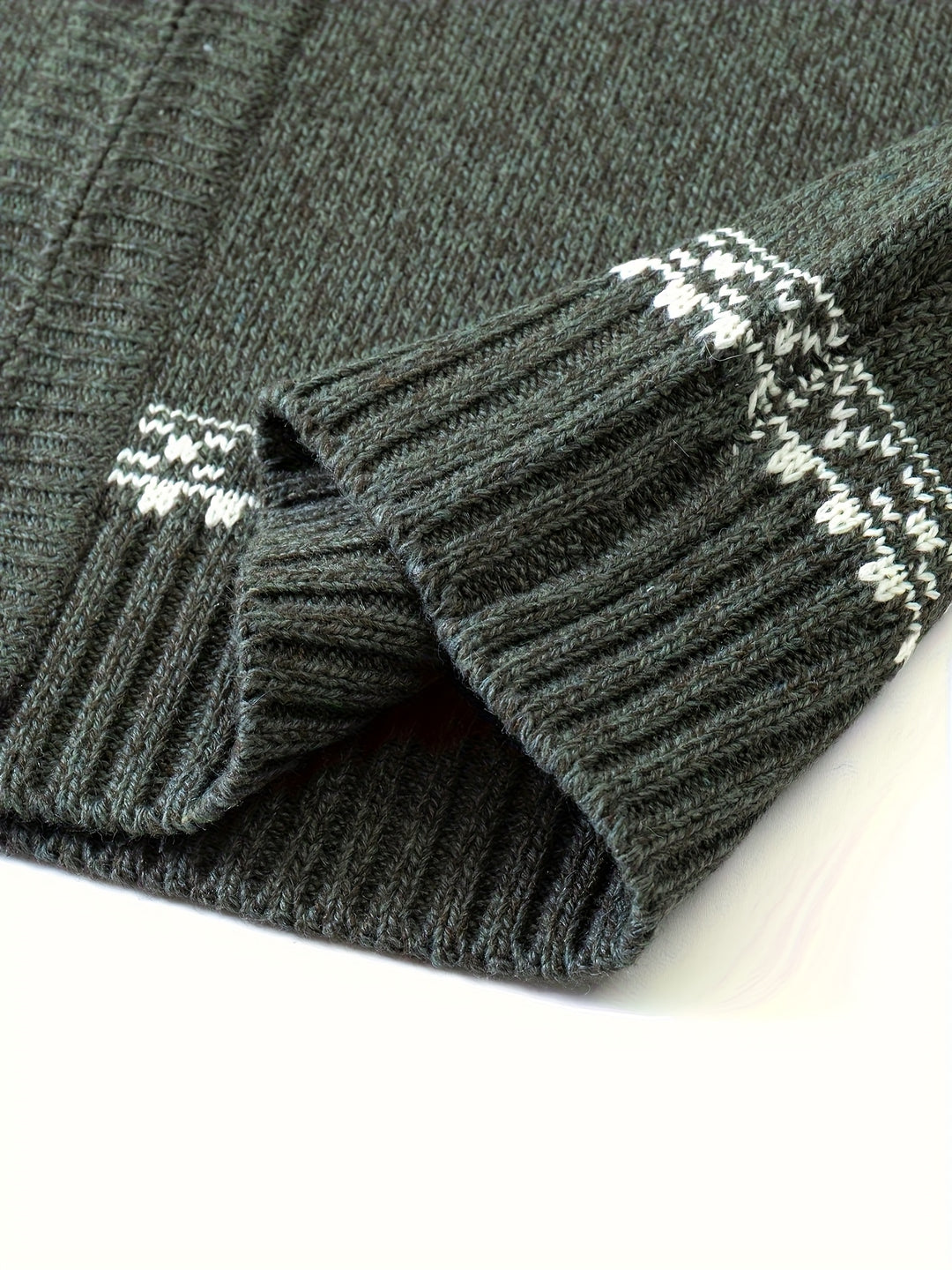 Gregory | Snowflake-Knit Zip Cardigan