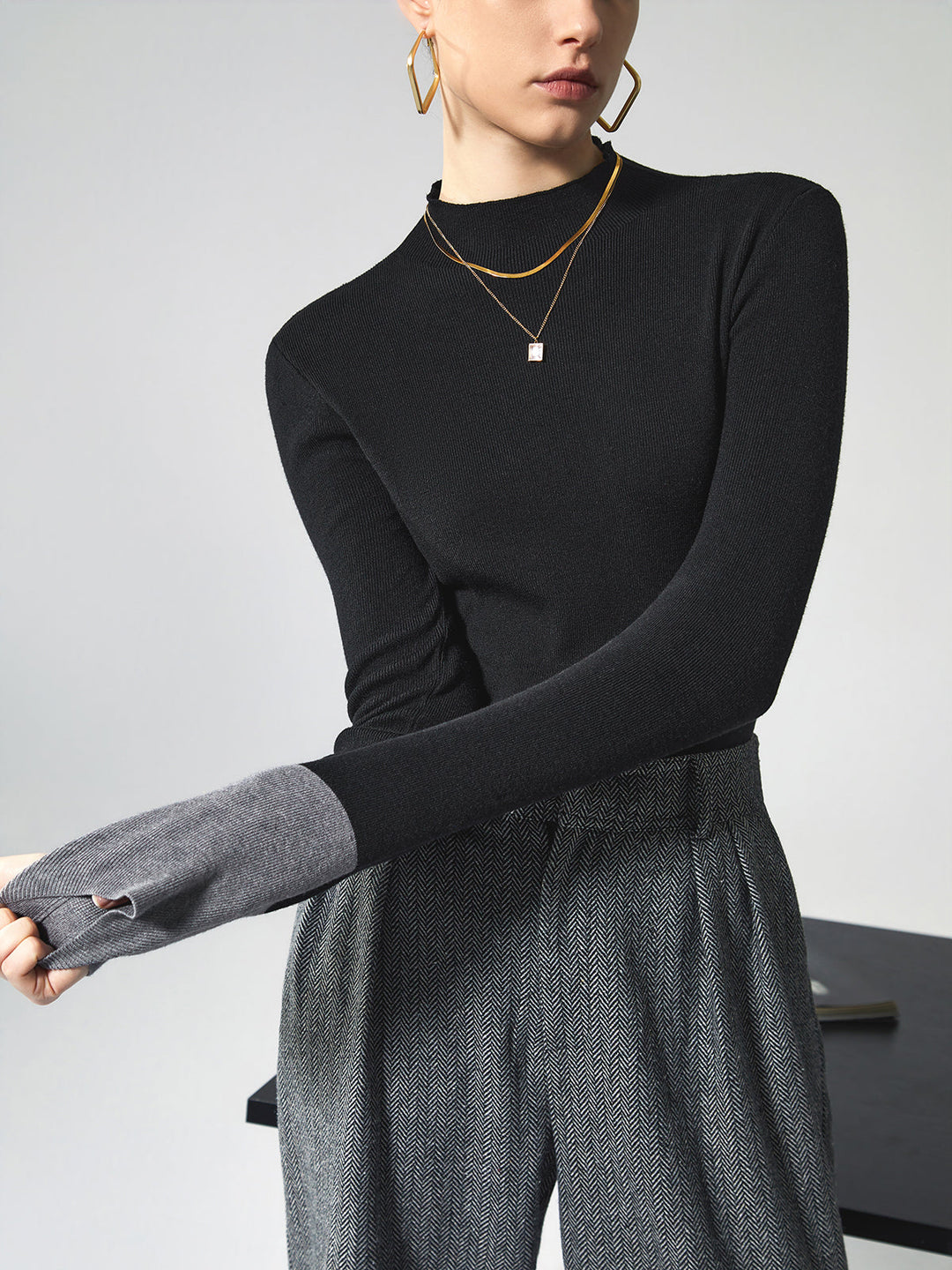 Isla | Contrast-Cuff Mock Neck Sweater