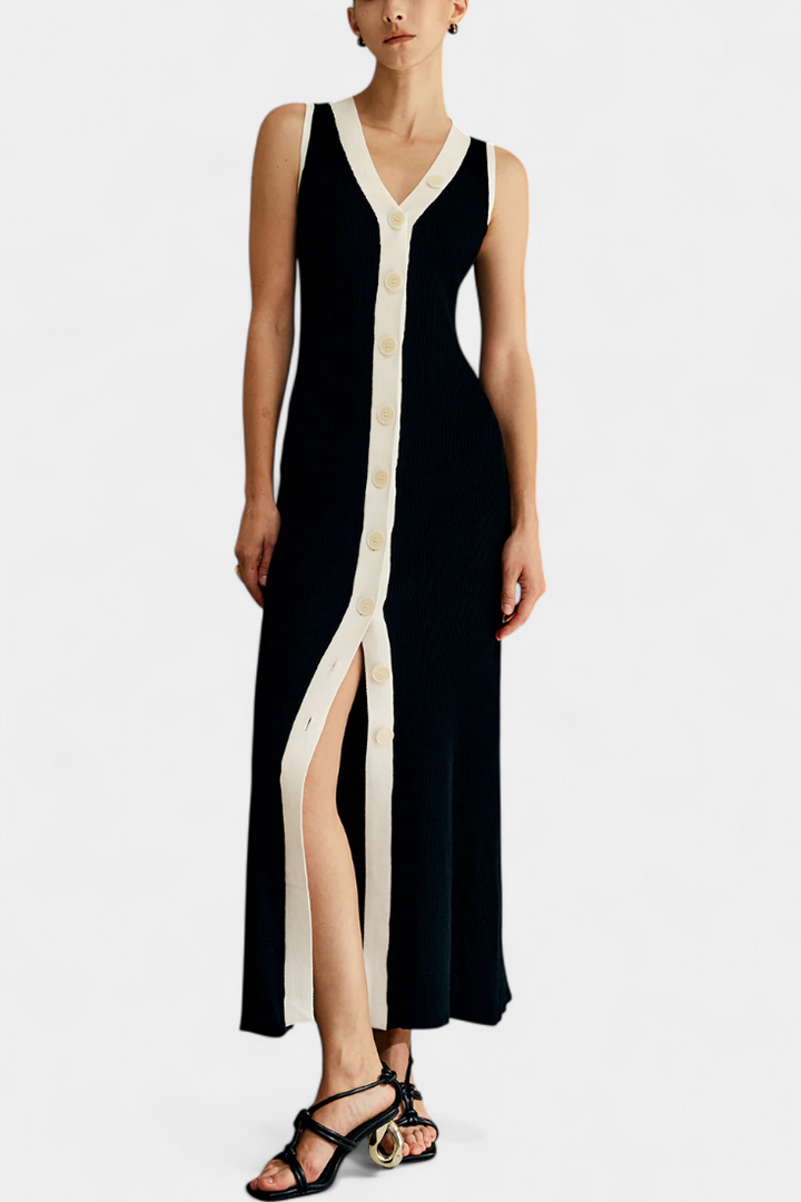 Elaine | Sleeveless Ribbed Maxi Dress with Contrast Buttons