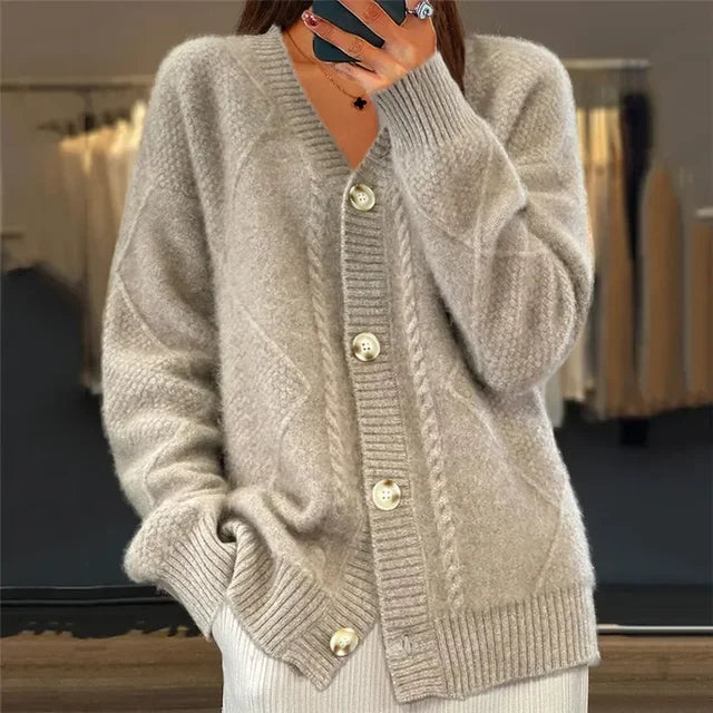 Helene | Soft Buttoned Cardigan