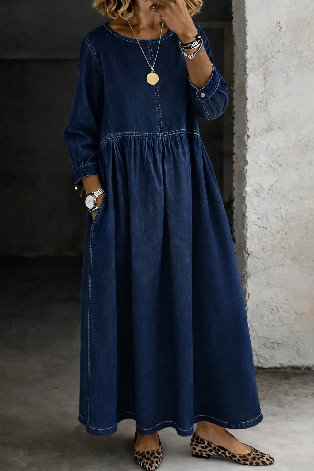 Susanna | Relaxed Round-Neck Maxi Dress