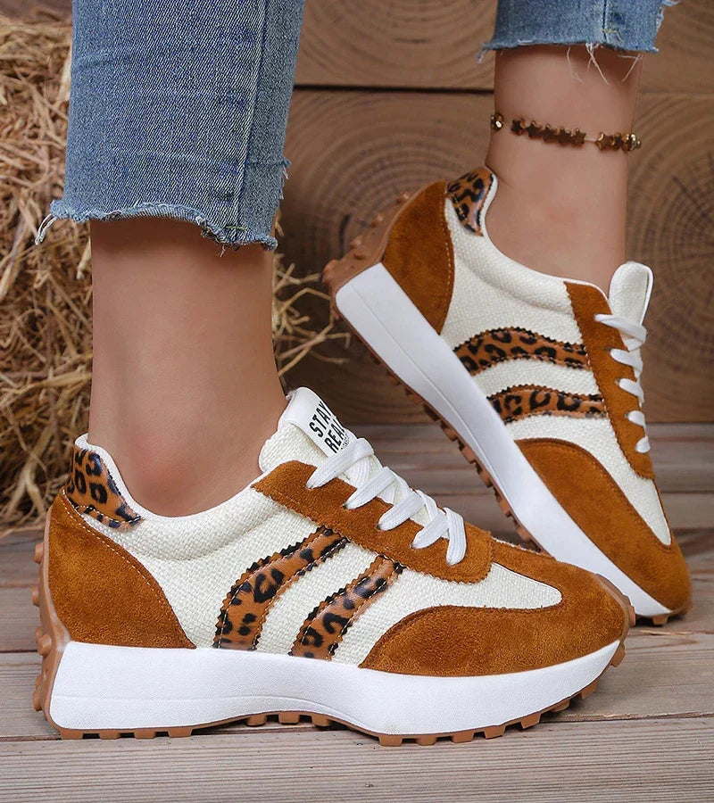 Wren | Retro Lace-Up Sneakers