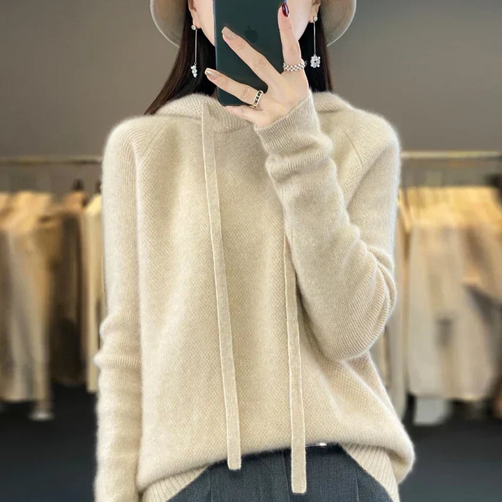 Vienna | Relaxed Hooded Sweater