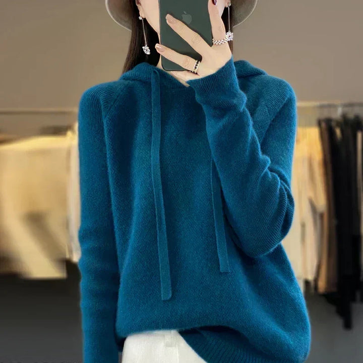 Vienna | Relaxed Hooded Sweater