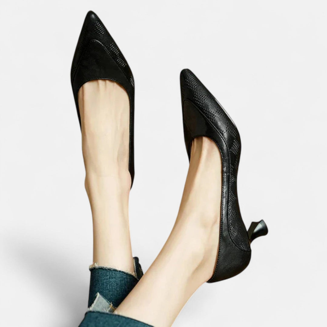 Rhea | Refined Pointed Kitten Heels