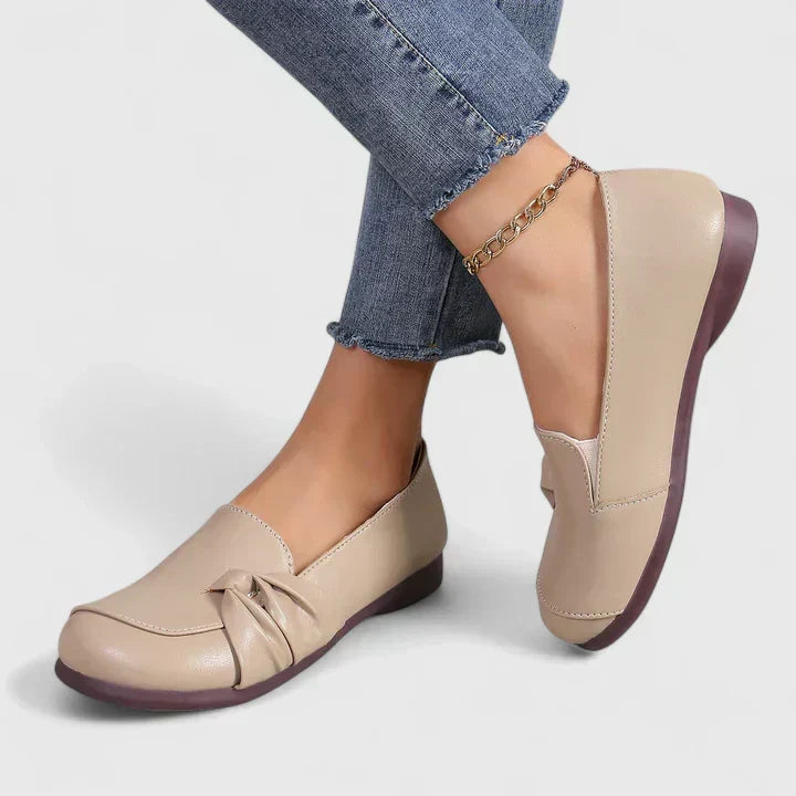 Charlene | Soft Bow-Detail Loafers