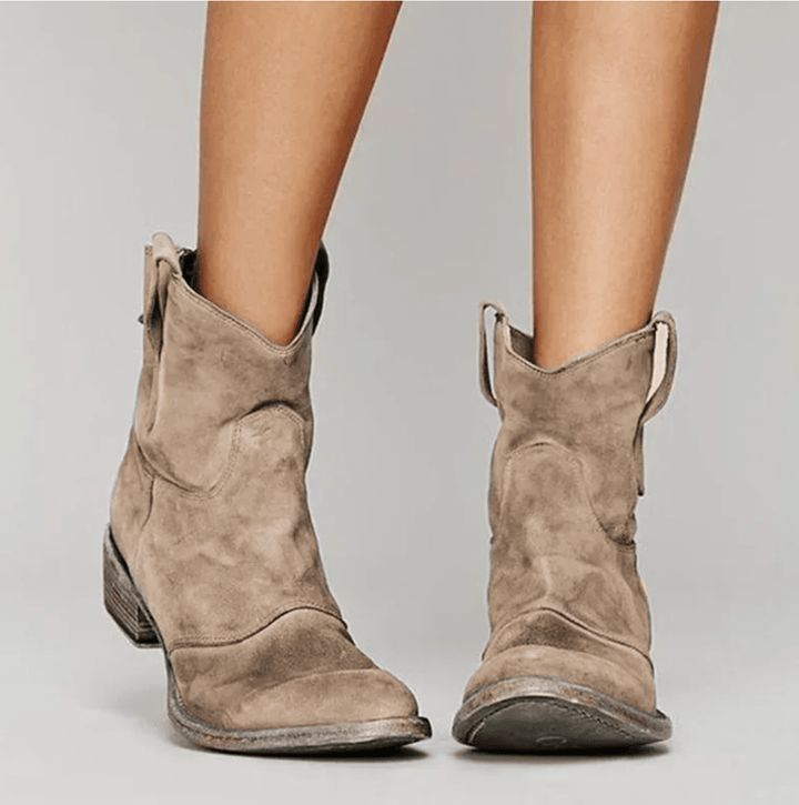 Danielle | Relaxed Western Ankle Boots