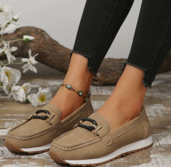 Patricia | Chain-Buckle Comfort Loafers