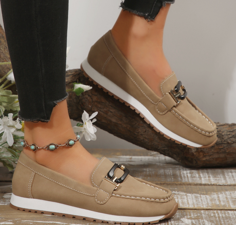 Patricia | Chain-Buckle Comfort Loafers