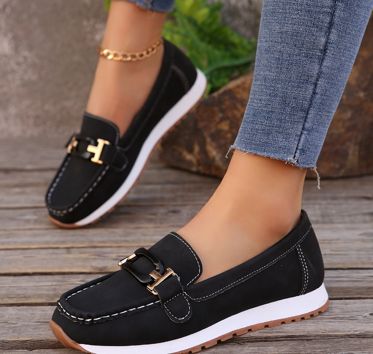 Patricia | Chain-Buckle Comfort Loafers