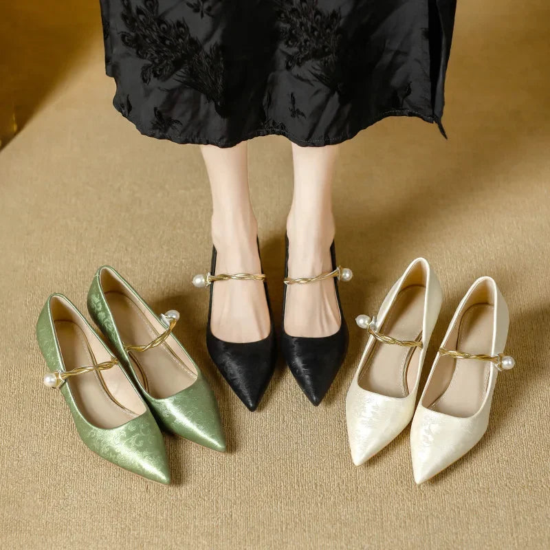Eugenie | Pointed-Toe Pearl Heels