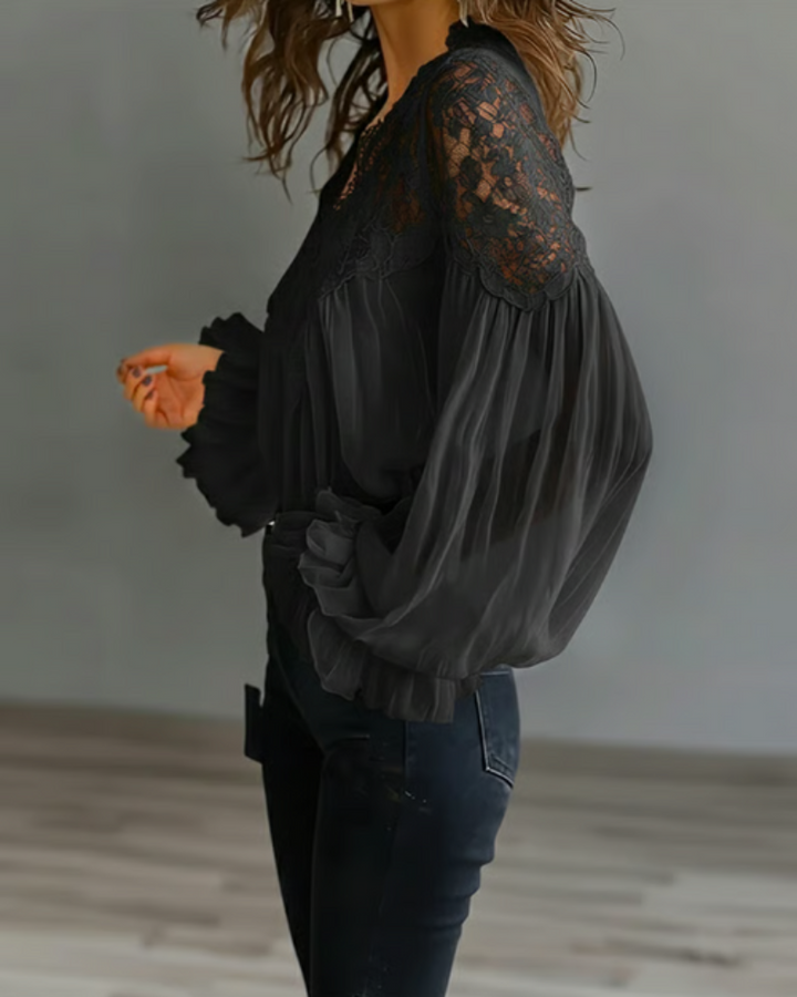 Elara | Romantic Lace Blouse