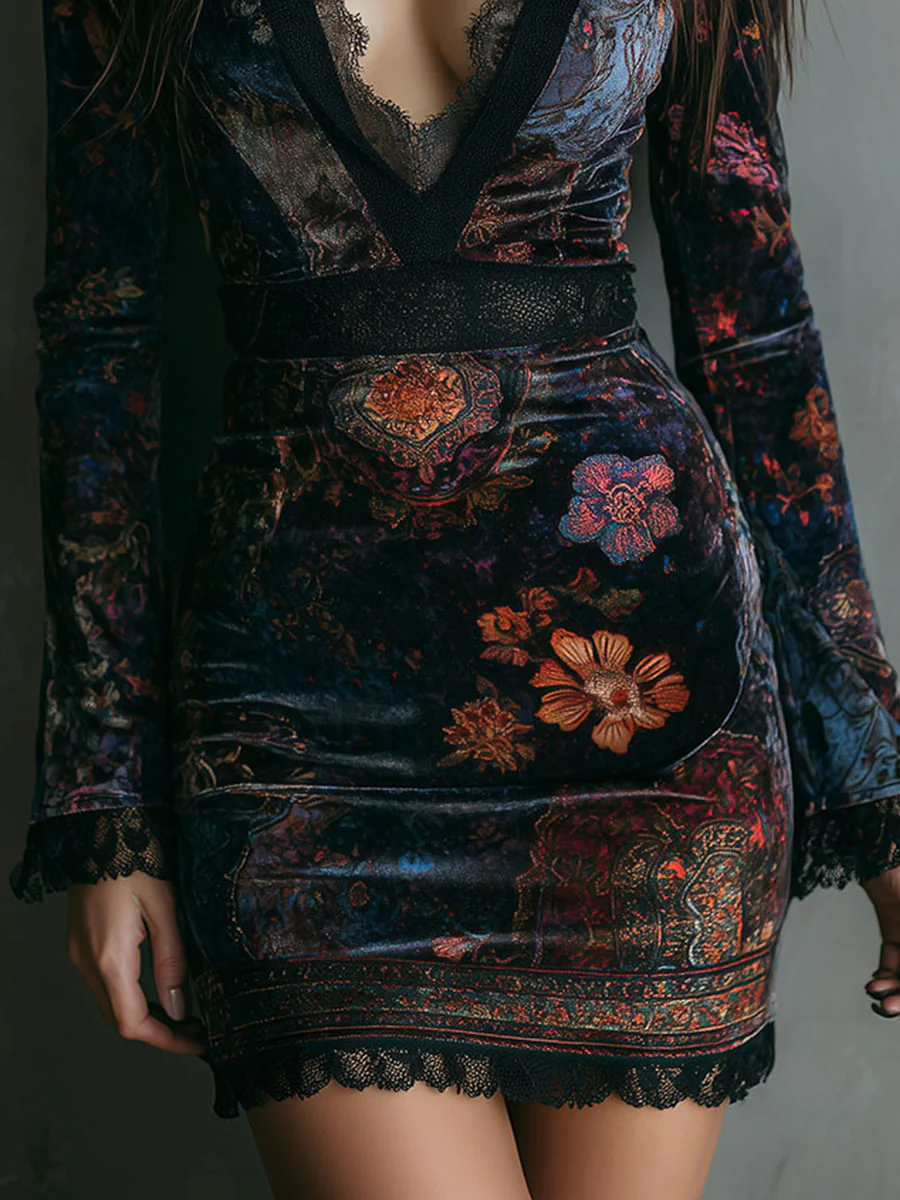 Sidonie | Fitted Floral Lace Mini Dress
