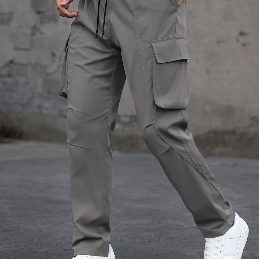 Brooks | Men's Tapered Cargo Drawstring Trousers