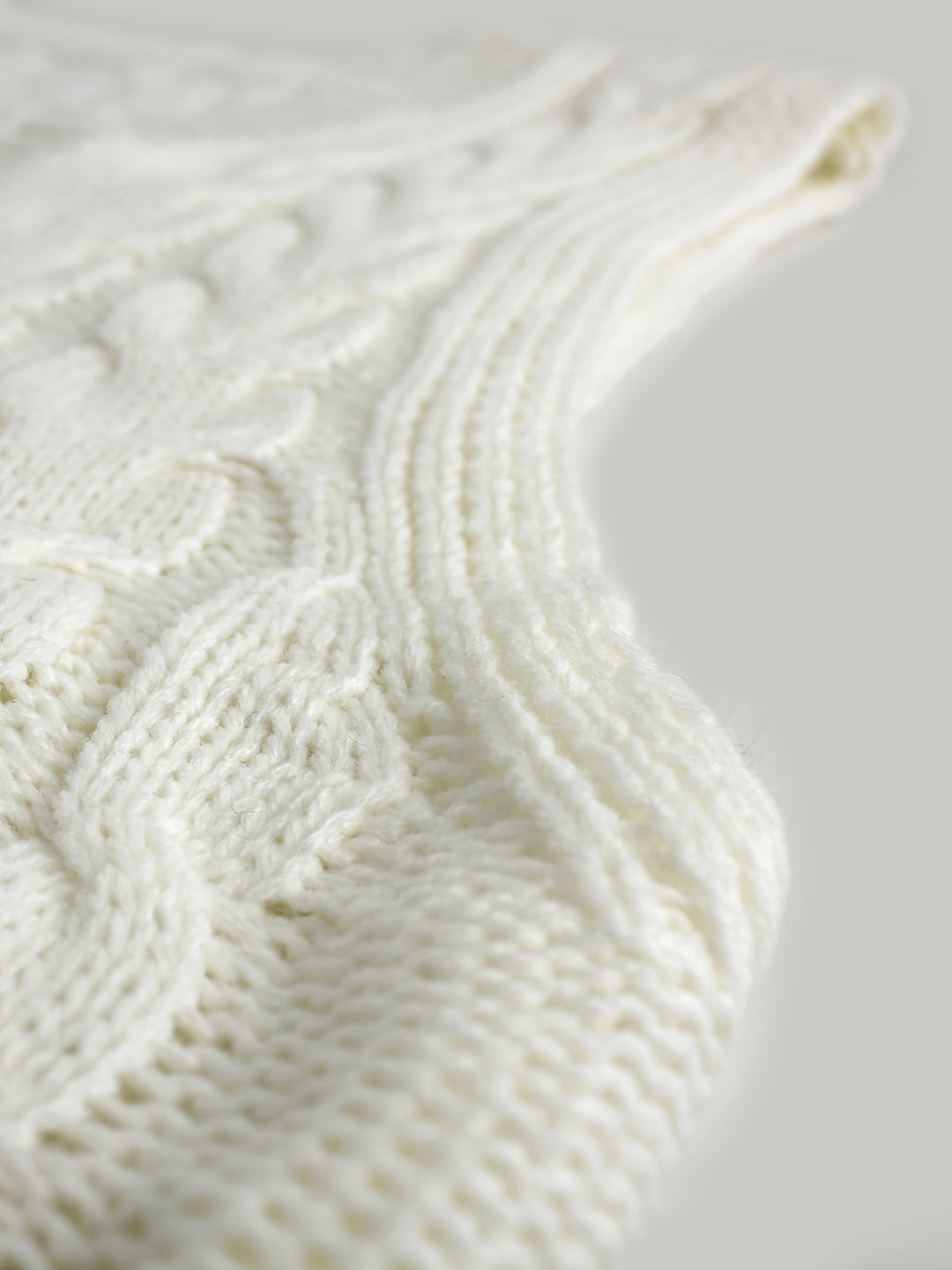 Cambria | Cable-Knit V-Neck Sweater Vest