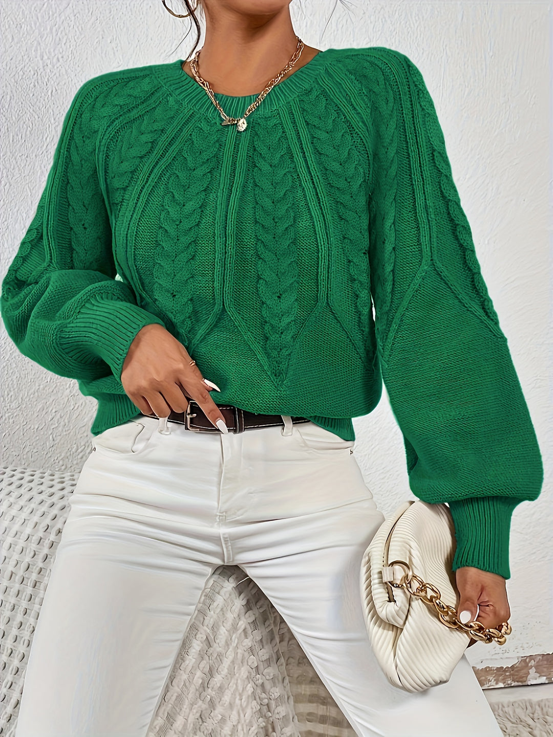 Greta | Cable-Knit Round-Neck Sweater