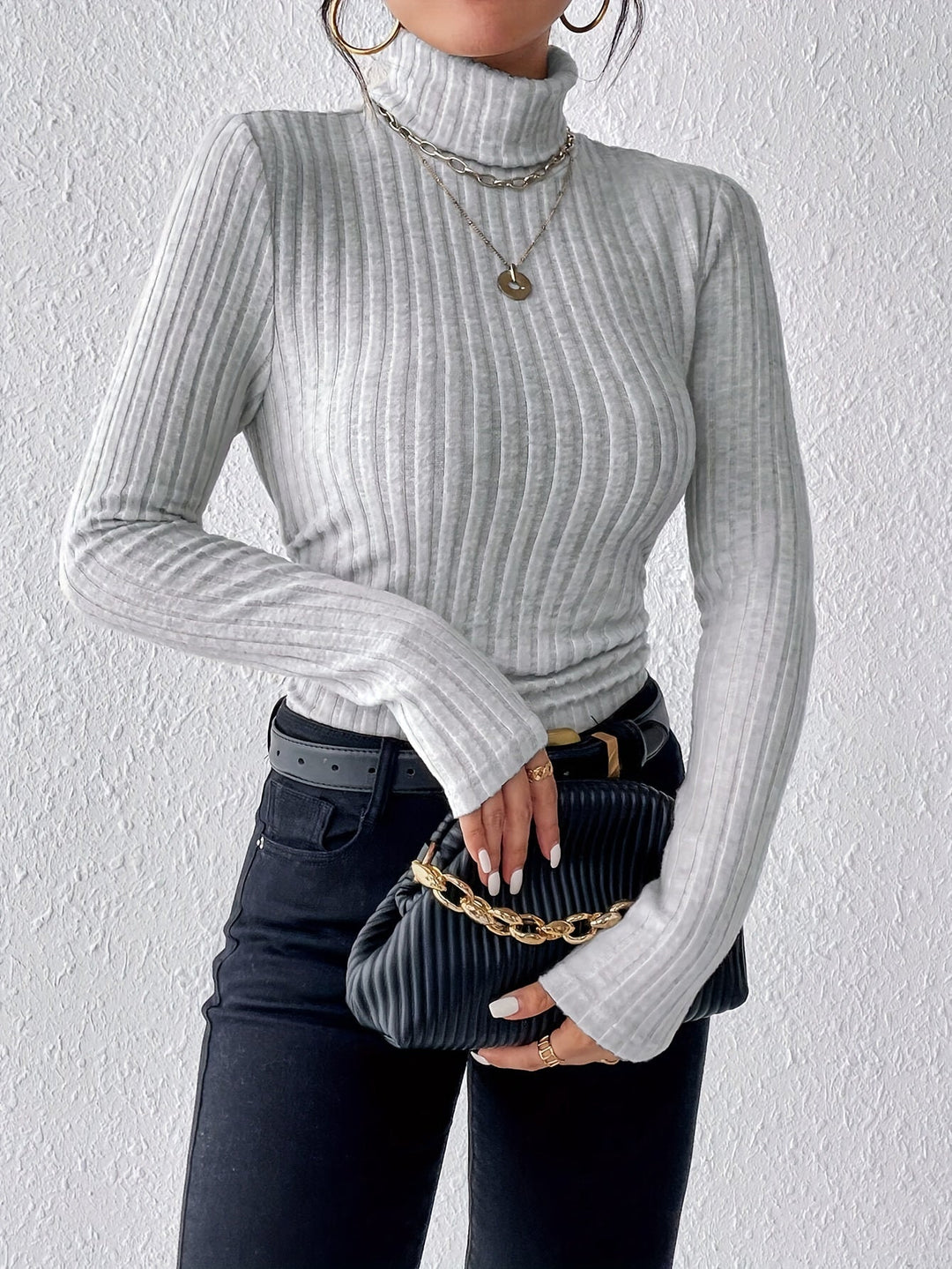 Eveline | Refined Ribbed Turtleneck