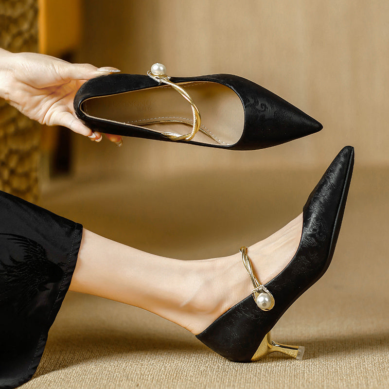 Eugenie | Pointed-Toe Pearl Heels