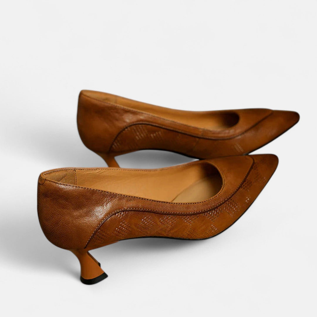 Rhea | Refined Pointed Kitten Heels