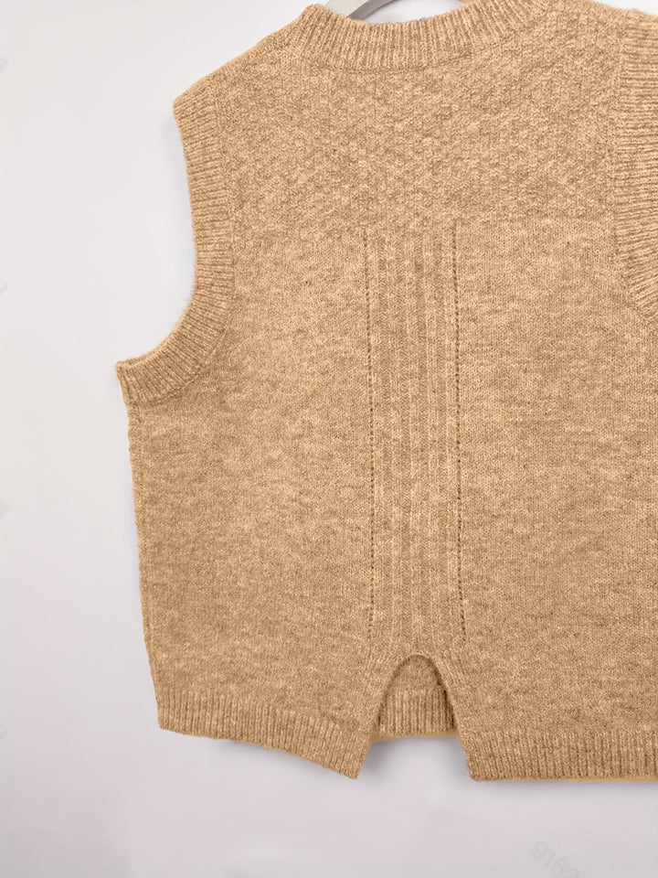 Beatrise | Classic Cable-Knit Sweater Vest