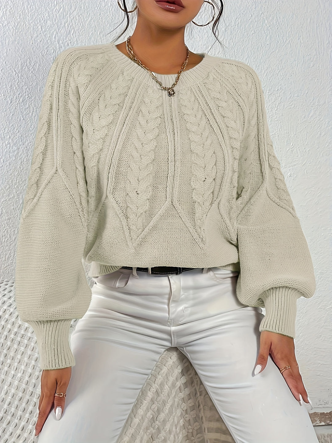 Greta | Cable-Knit Round-Neck Sweater