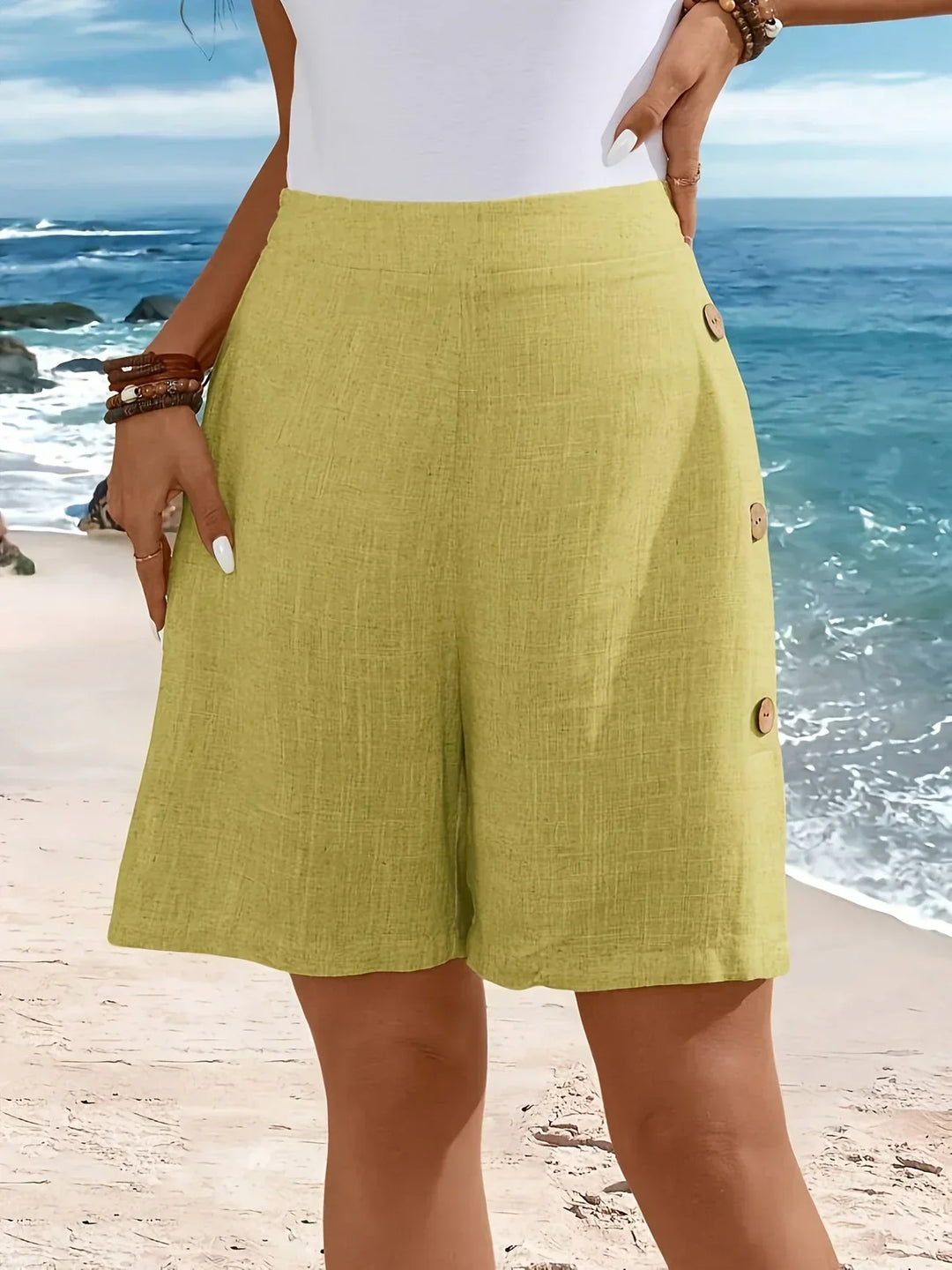 Sonia | Comfortable Shorts With Buttons