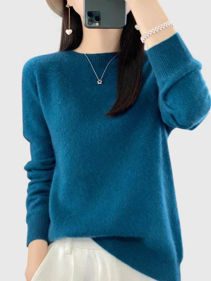 Adrienne | Soft Round-Neck Sweater