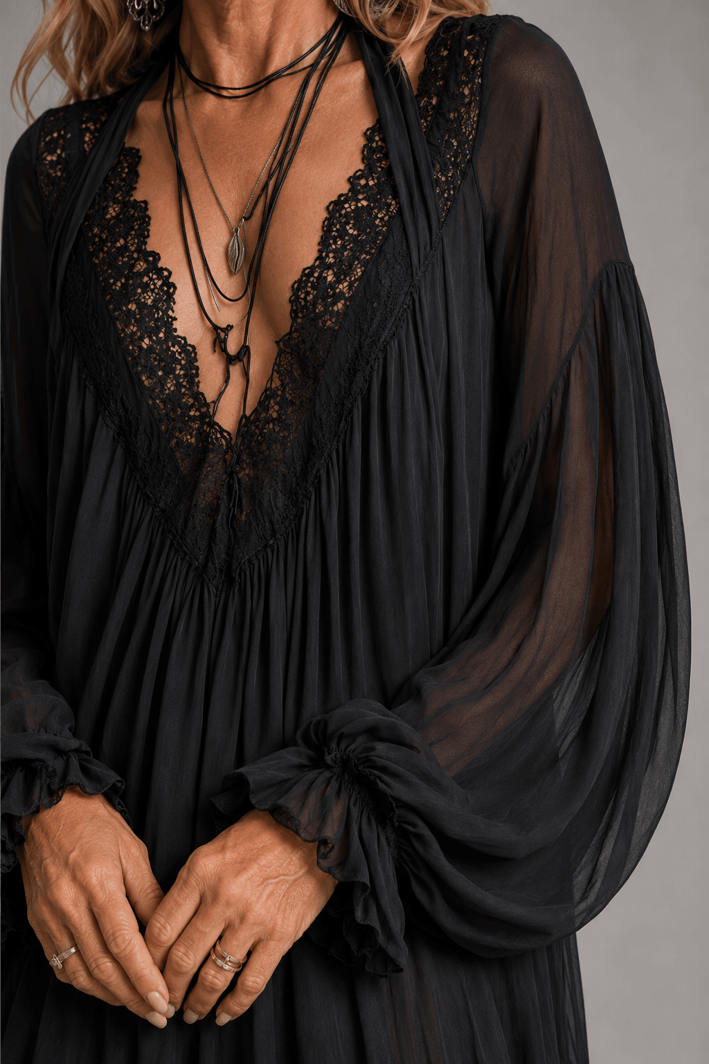 Camryn | Flowing Lace-Trim Mini Dress