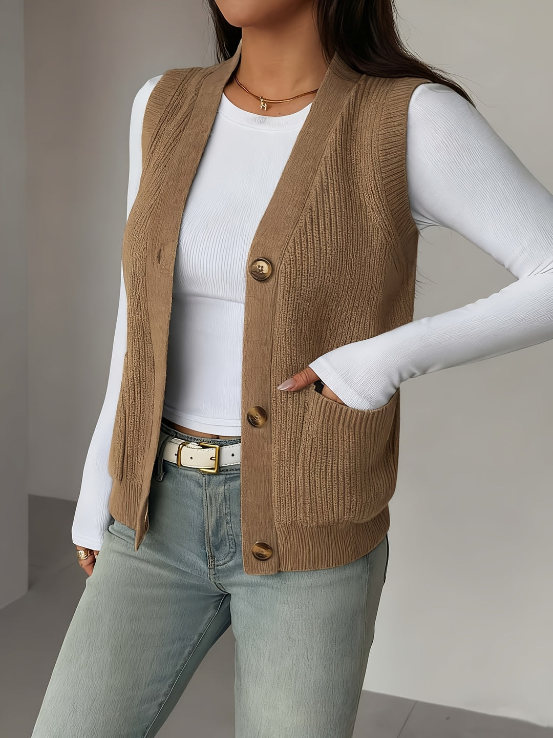 Fern | Buttoned V-Neck Knit Vest