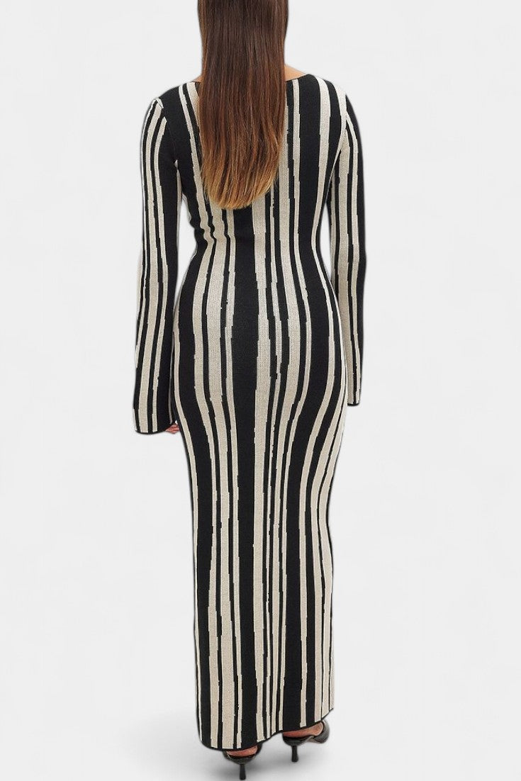 Elise | Wavy Pattern Knit Maxi Dress