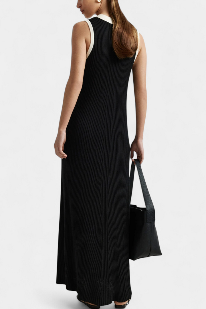 Elaine | Sleeveless Ribbed Maxi Dress with Contrast Buttons