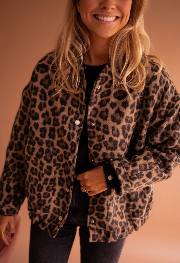 Colette | Oversized Leopard-Print Snap-Button Jacket